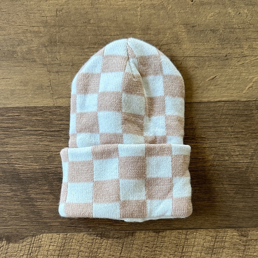 Spearmint Baby Newborn Checkered Beanie - Tan and White